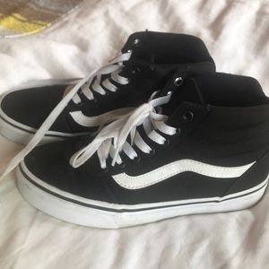 Black Vans